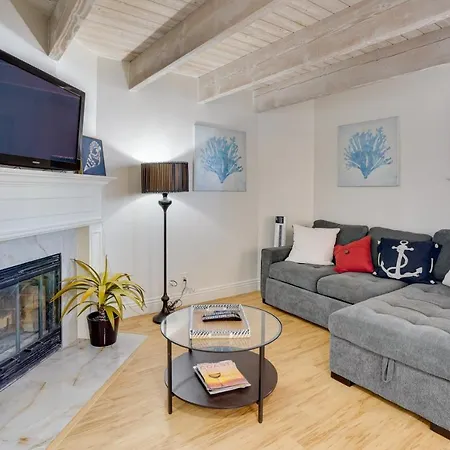 Newport Beach Vacation Rental Near Beach And Pier